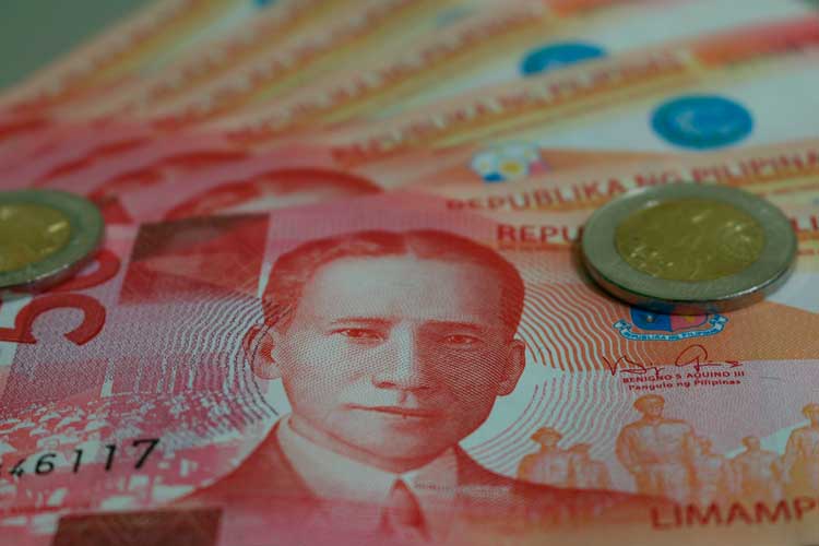 Cambiar moneda a Filipinas